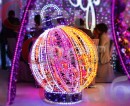 Светодиодная фигура к новому году Композиция "Пурпурный шар" 50 см