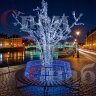 Уличное световое дерево "Золотистый Клен" белый со скамьей синей
