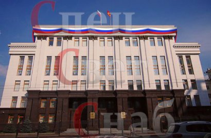Гигантское полотно «Триколор» синтетическое влагоустойчивое. 15 м